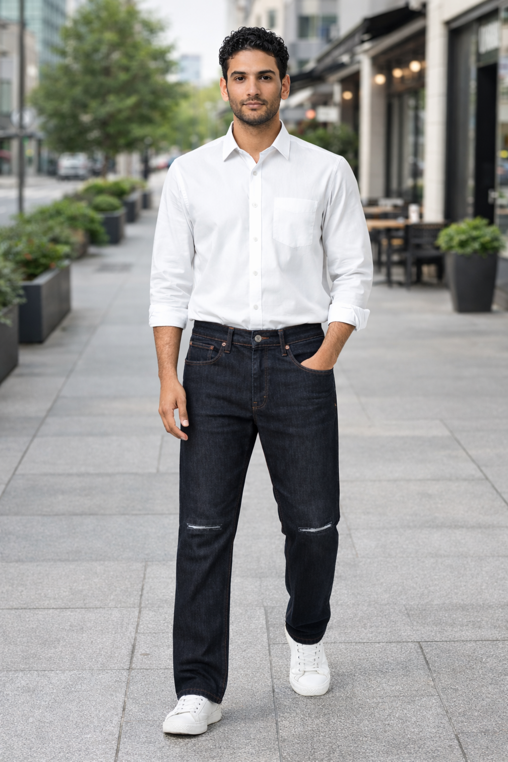 Men’s Black Slim-Straight Jeans with Subtle Knee Distress | Premium Stretch Denim