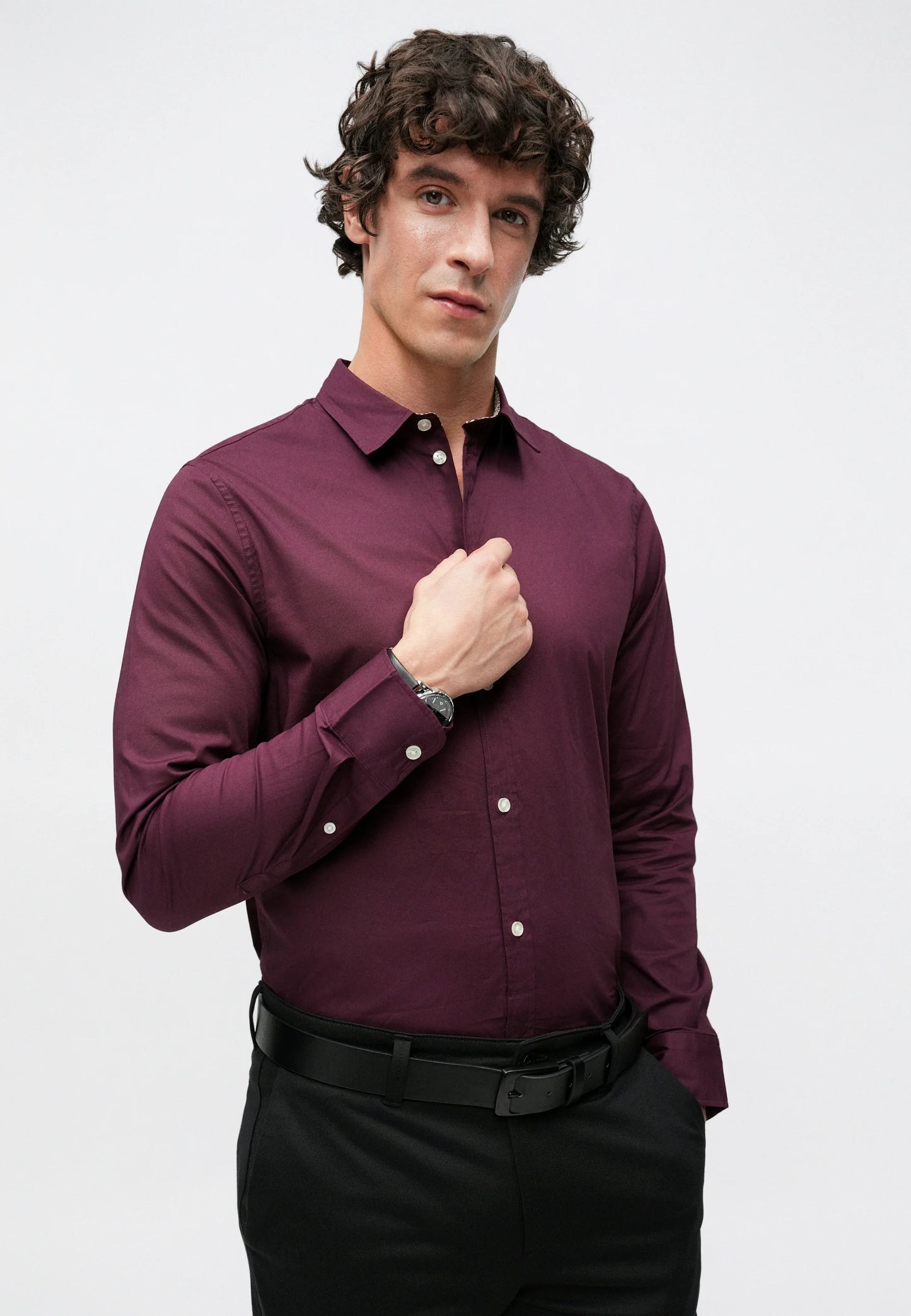 Snapry Men’s Solid Formal Shirt – Wine Maroon